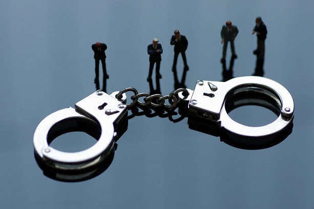 让“关键少数”发挥出关键作用