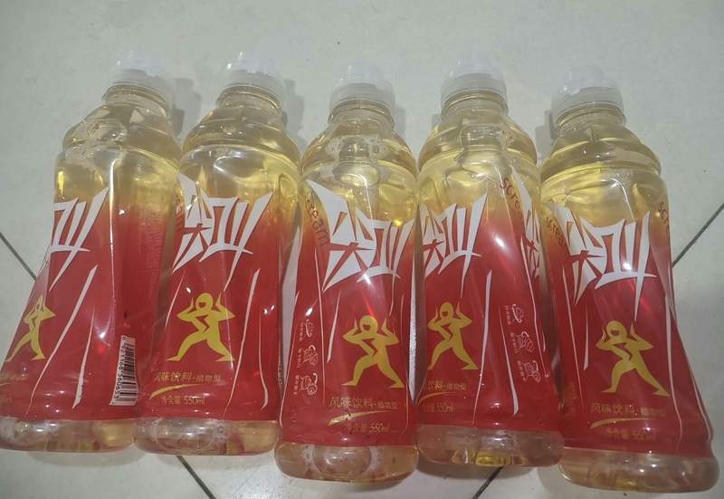 红色尖叫被炒至一瓶88元，谁在为“情怀”买单